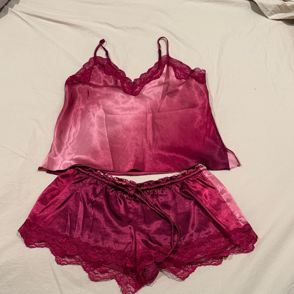 NWOT In Bloom sleep set